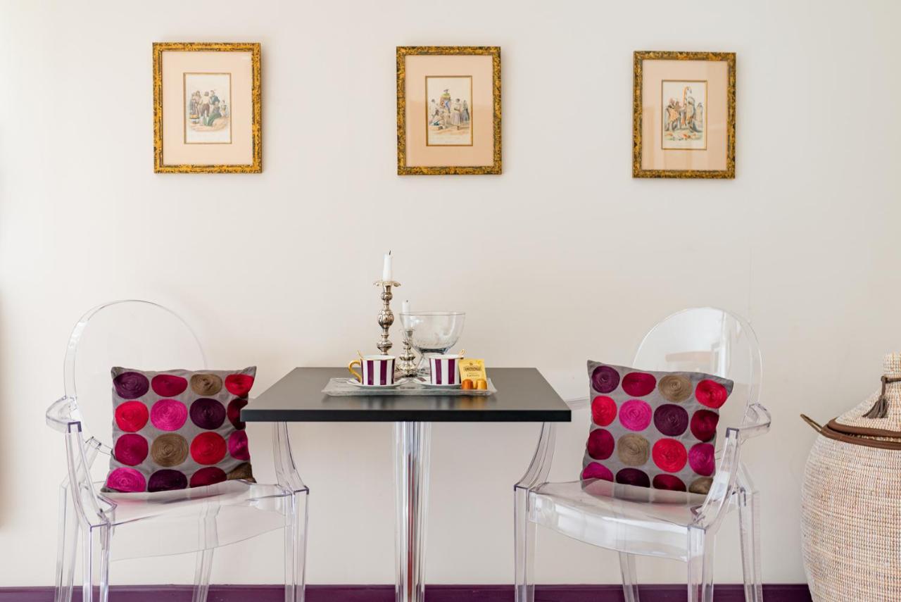 アレックス La Petite Aiguebonne Bed & Breakfast エクステリア 写真