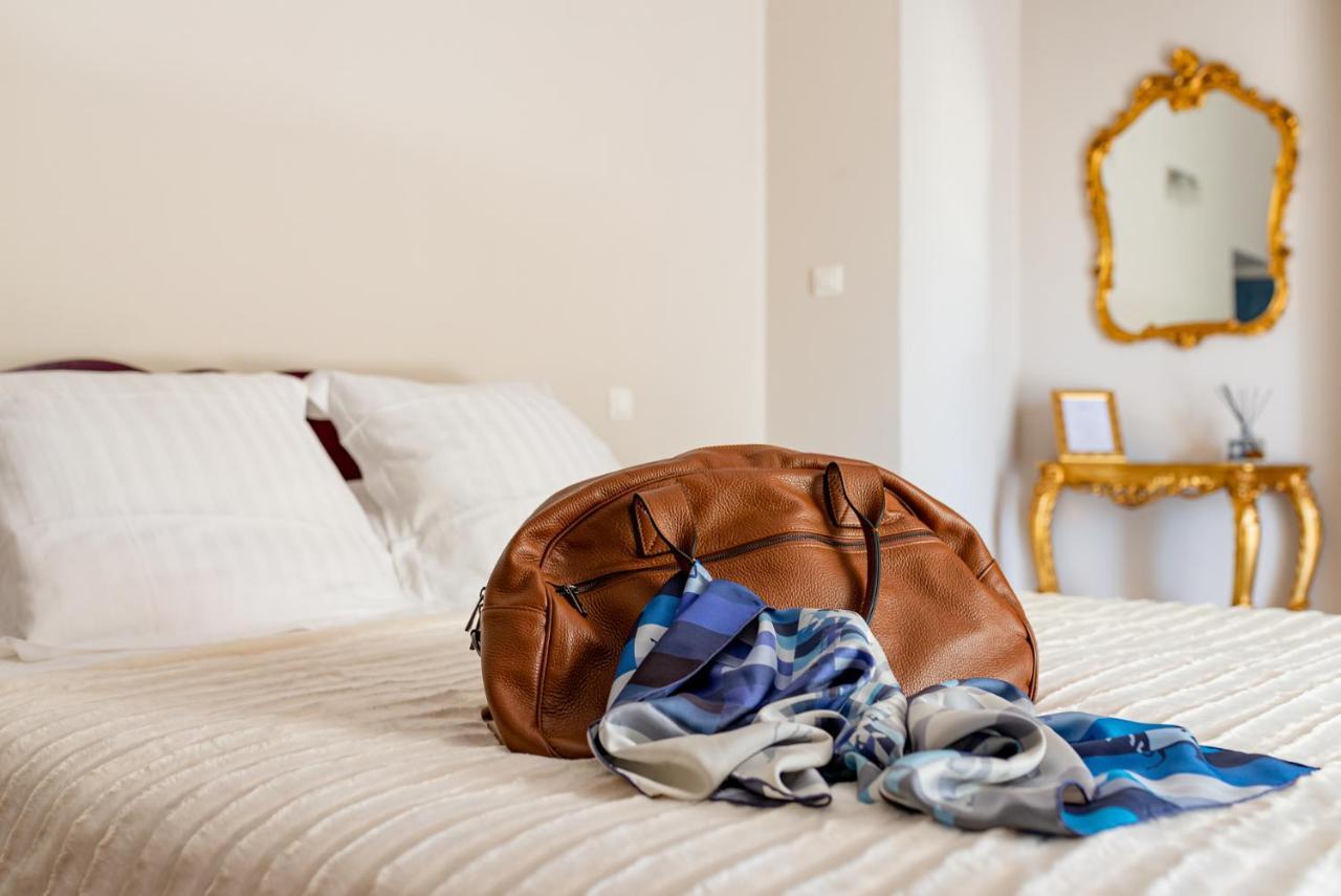 アレックス La Petite Aiguebonne Bed & Breakfast エクステリア 写真